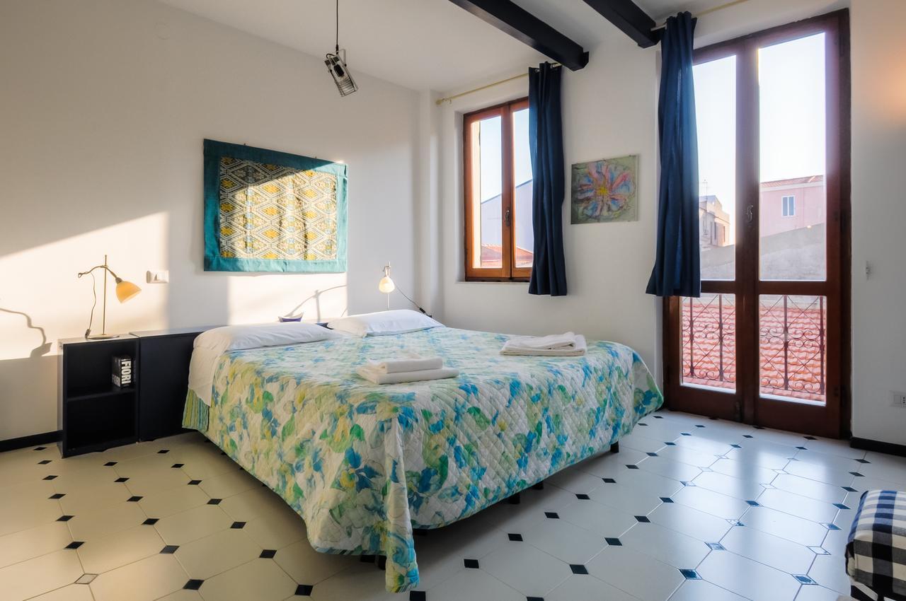 Alguerhome Casa Blu Sea View מראה חיצוני תמונה